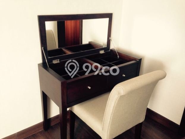 Apartemen Strategis 180m2 di Senopati Jakarta Selatan 2 KT Apartemen Strategis 180m2 di Senopati Jakarta Selatan 2 KT