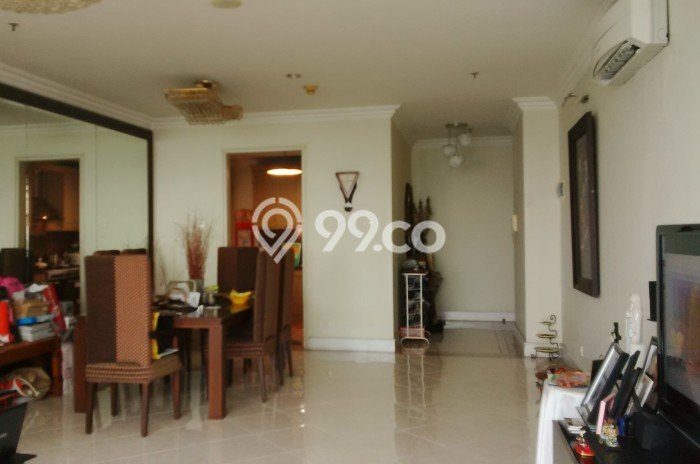 Hunian Apartemen Eksklusif untuk Dijual di Jakarta Selatan dengan 3 BR & 2 Kamar Mandi Hunian Apartemen Eksklusif untuk Dijual di Jakarta Selatan dengan 3 BR & 2 Kamar Mandi