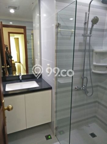 Apartemen Disewakan 3 Kamar Hemat Siap Huni di Jakarta Selatan, Luas 155m2 Apartemen Disewakan 3 Kamar Hemat Siap Huni di Jakarta Selatan, Luas 155m2