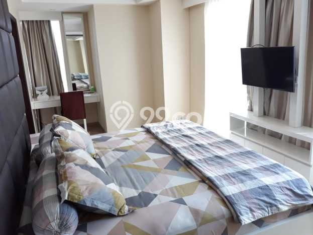 Apartemen Disewakan 3 Kamar Hemat Siap Huni di Jakarta Selatan, Luas 160m2 Apartemen Disewakan 3 Kamar Hemat Siap Huni di Jakarta Selatan, Luas 160m2