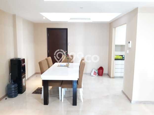 Apartemen Disewakan 3 Kamar Hemat Siap Huni di Jakarta Selatan, Luas 160m2 Apartemen Disewakan 3 Kamar Hemat Siap Huni di Jakarta Selatan, Luas 160m2