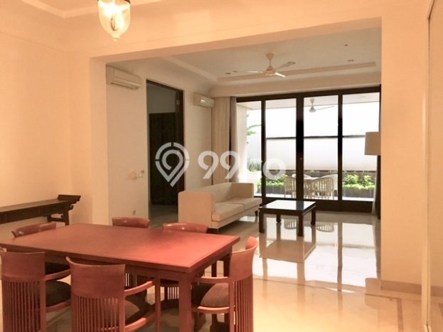 Sewa Apartemen Minimalis 190m2 Punya 3 KT, 2 KM, Lokasi di Cilandak Sewa Apartemen Minimalis 190m2 Punya 3 KT, 2 KM, Lokasi di Cilandak