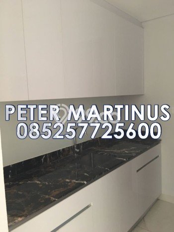 Hunian Apartemen Eksklusif untuk Dijual di Jakarta Barat dengan 3 BR & 2 Kamar Mandi Hunian Apartemen Eksklusif untuk Dijual di Jakarta Barat dengan 3 BR & 2 Kamar Mandi
