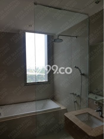 Hunian Apartemen High-Class untuk Dijual di Jakarta Barat dengan 3 BR & 3 Kamar Mandi Hunian Apartemen High-Class untuk Dijual di Jakarta Barat dengan 3 BR & 3 Kamar Mandi
