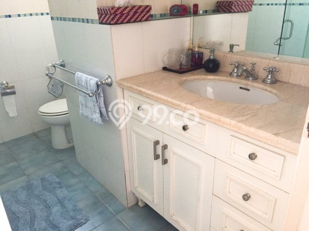 Apartemen Nyaman untuk Disewa, 3 Kamar di Jakarta Barat Apartemen Nyaman untuk Disewa, 3 Kamar di Jakarta Barat