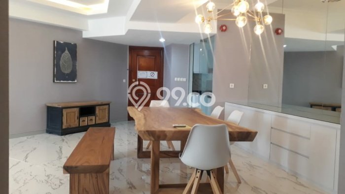 Sewa Apartemen Terjangkau 3 KT di Taman Anggrek Jakarta Barat Sewa Apartemen Terjangkau 3 KT di Taman Anggrek Jakarta Barat
