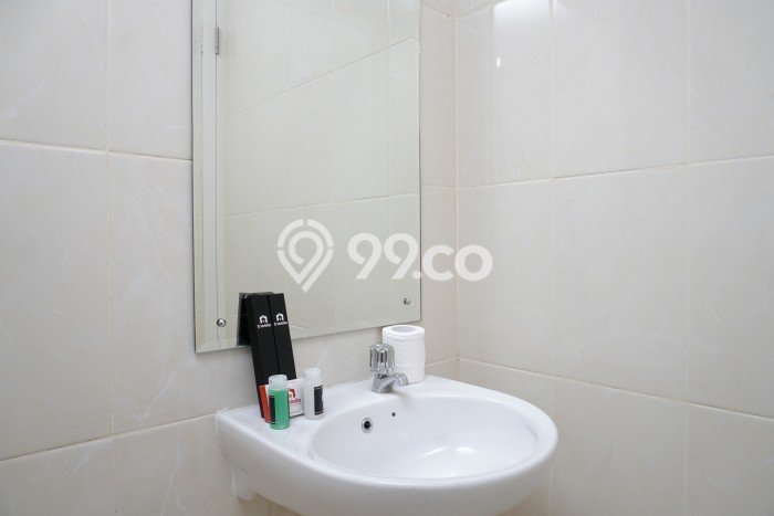 Apartemen Disewa Murah 3 KT / 2 KM di Kebon Jeruk, Jakarta Barat Apartemen Disewa Murah 3 KT / 2 KM di Kebon Jeruk, Jakarta Barat