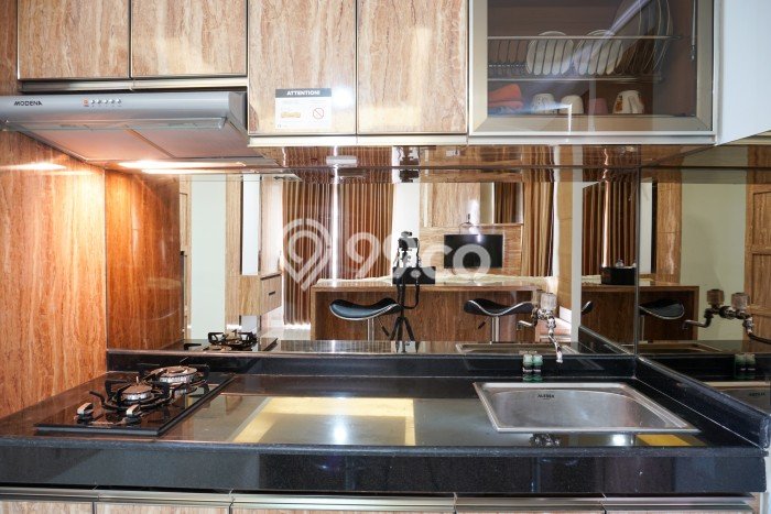 Apartemen Disewa Murah 3 KT / 2 KM di Kebon Jeruk, Jakarta Barat Apartemen Disewa Murah 3 KT / 2 KM di Kebon Jeruk, Jakarta Barat