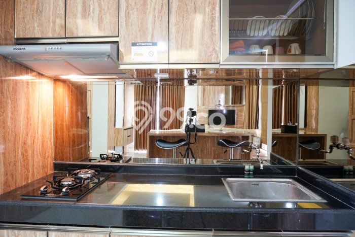 Apartemen Disewa Murah 3 KT / 2 KM di Kebon Jeruk, Jakarta Barat Apartemen Disewa Murah 3 KT / 2 KM di Kebon Jeruk, Jakarta Barat