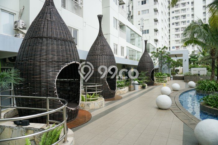 Apartemen Disewa Murah 3 KT / 2 KM di Kebon Jeruk, Jakarta Barat Apartemen Disewa Murah 3 KT / 2 KM di Kebon Jeruk, Jakarta Barat