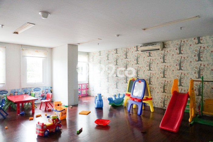 Apartemen Disewa Murah 3 KT / 2 KM di Kebon Jeruk, Jakarta Barat Apartemen Disewa Murah 3 KT / 2 KM di Kebon Jeruk, Jakarta Barat