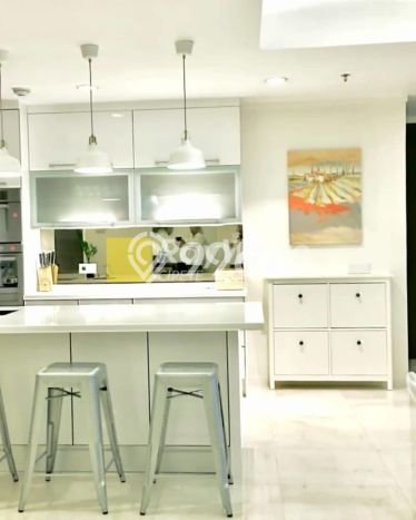 Siap Huni Apartemen Luxury di Kemang 3 Kamar & 2 Kamar Mandi Siap Huni Apartemen Luxury di Kemang 3 Kamar & 2 Kamar Mandi