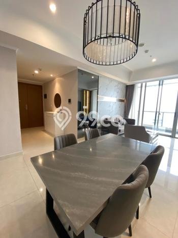 Apartemen Disewakan 3 Kamar Murah Siap Huni di Jakarta Barat, Luas 135m2 Apartemen Disewakan 3 Kamar Murah Siap Huni di Jakarta Barat, Luas 135m2