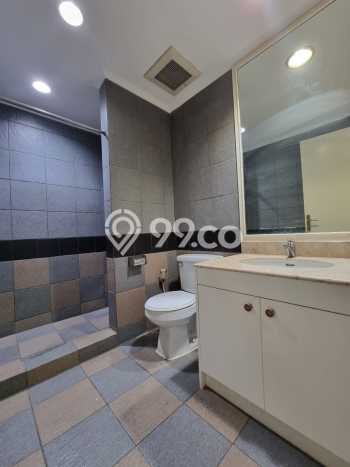 Apartemen Premium di Pondok Indah, 3 KM, Luas 197m2m², Pemandangan Kota Apartemen Premium di Pondok Indah, 3 KM, Luas 197m2m², Pemandangan Kota