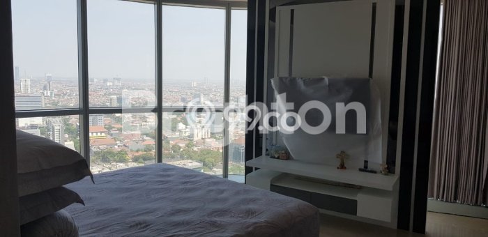 BEST DEAL! Apartemen di Basuki Rachmat, Surabaya, 2 KM, Luas 127m2m², Fasilitas Lengkap, Lokasi Premium BEST DEAL! Apartemen di Basuki Rachmat, Surabaya, 2 KM, Luas 127m2m², Fasilitas Lengkap, Lokasi Premium