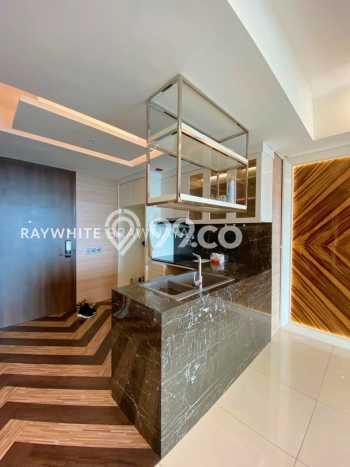FOR SALE Hunian Apartemen High-Class di Mampang Prapatan dengan 2 Kamar Tidur & Luas 72m2 FOR SALE Hunian Apartemen High-Class di Mampang Prapatan dengan 2 Kamar Tidur & Luas 72m2