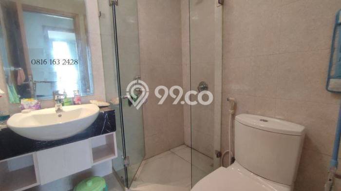 HOT DEAL! Apartemen di Kemayoran, 1 KM, Luas 52m2m², Lokasi Elite, Pemandangan Indah HOT DEAL! Apartemen di Kemayoran, 1 KM, Luas 52m2m², Lokasi Elite, Pemandangan Indah