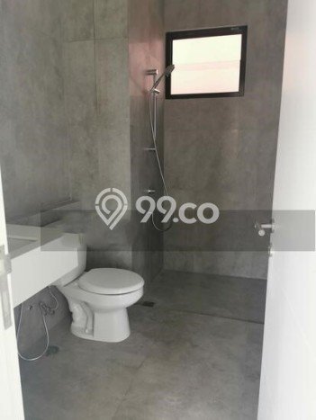 Apartemen Sewa 3 Kamar Murah Siap Huni di Tangerang, Luas 128m2 Apartemen Sewa 3 Kamar Murah Siap Huni di Tangerang, Luas 128m2