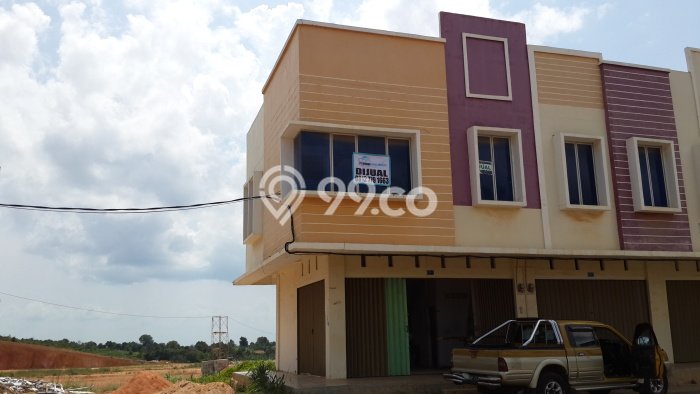 LOKASI STRATEGIS! Ruko di Batam Centre, Luas 90m², Kawasan Bisnis LOKASI STRATEGIS! Ruko di Batam Centre, Luas 90m², Kawasan Bisnis