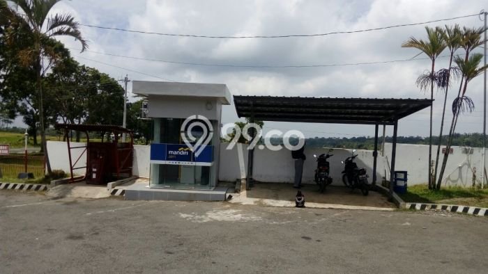 Komersial Dijual di Karangpandan LT 2200m2, LB 700m2 Solusi Investasi Cerdas Komersial Dijual di Karangpandan LT 2200m2, LB 700m2 Solusi Investasi Cerdas