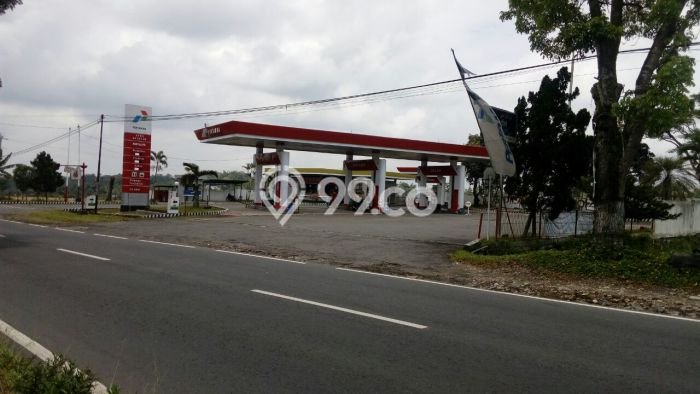 Komersial Dijual di Karangpandan LT 2200m2, LB 700m2 Solusi Investasi Cerdas Komersial Dijual di Karangpandan LT 2200m2, LB 700m2 Solusi Investasi Cerdas