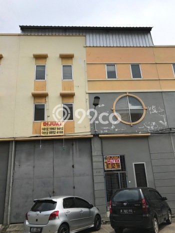 Gudang Kawasan Komersial di Pantai Indah Kapuk, Luas 300m², Akses Utama Gudang Kawasan Komersial di Pantai Indah Kapuk, Luas 300m², Akses Utama