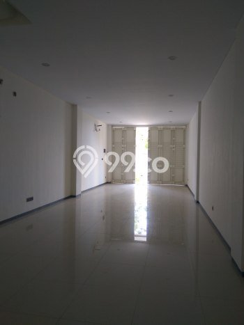 Ruko Disewa di Badung dengan LB 232m2 Area Komersial Ramai Ruko Disewa di Badung dengan LB 232m2 Area Komersial Ramai