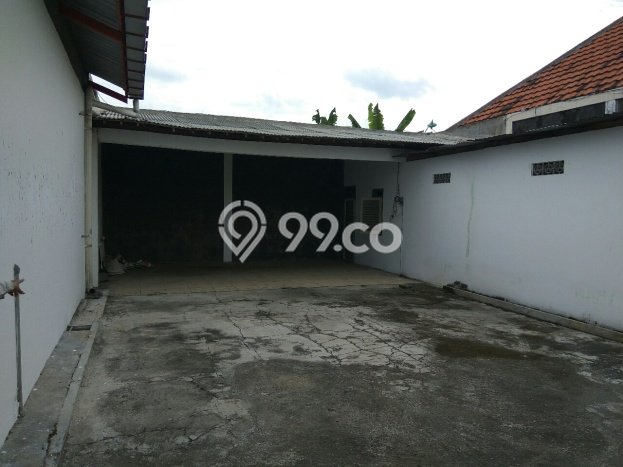 INVESTASI POTENSIAL! Gudang Kawasan mojosongo, Luas 300m², Potensi Keramaian Tinggi INVESTASI POTENSIAL! Gudang Kawasan mojosongo, Luas 300m², Potensi Keramaian Tinggi