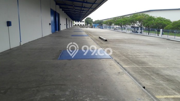 Gudang Disewa di Bekasi dengan LB 4000m2 Area Komersial Ramai Gudang Disewa di Bekasi dengan LB 4000m2 Area Komersial Ramai