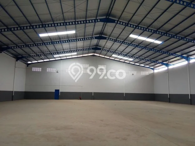 Gudang Disewa di Bogor dengan LB 3000m2 Area Komersial Ramai Gudang Disewa di Bogor dengan LB 3000m2 Area Komersial Ramai