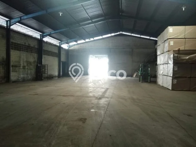 FOR RENT! Gudang di Tanah Tinggi Cocok untuk Bisnis 5000m2 FOR RENT! Gudang di Tanah Tinggi Cocok untuk Bisnis 5000m2