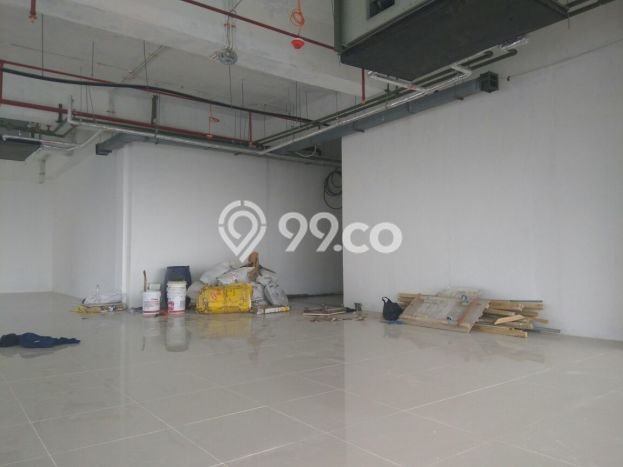 AREA BISNIS! Kantor di Central Park, Luas 204m², Jalan Strategis AREA BISNIS! Kantor di Central Park, Luas 204m², Jalan Strategis