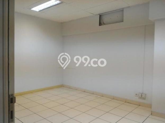 Ruko Disewakan di Area Ramai Kelapa Gading, Jakarta Utara Ruko Disewakan di Area Ramai Kelapa Gading, Jakarta Utara