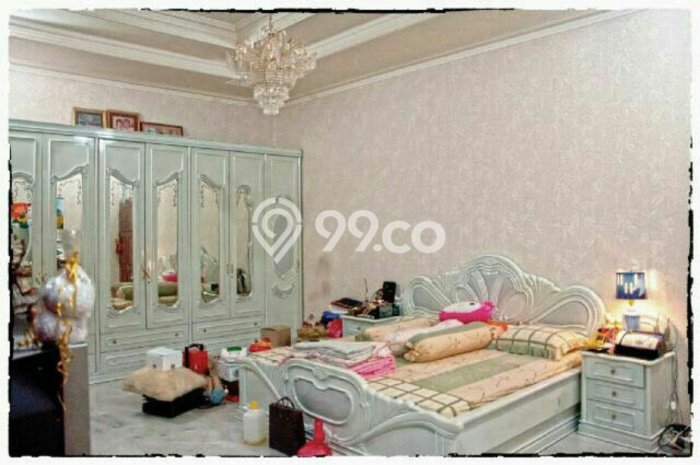 Unit Komersial Dijual di Surabaya LT 900m2 & LB 1200m2 Unit Komersial Dijual di Surabaya LT 900m2 & LB 1200m2