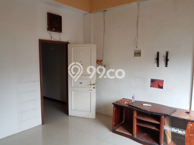 Ruko Dijual di Jakarta Barat LT 64m2 & LB 220m2 Lokasi Terbaik! Ruko Dijual di Jakarta Barat LT 64m2 & LB 220m2 Lokasi Terbaik!