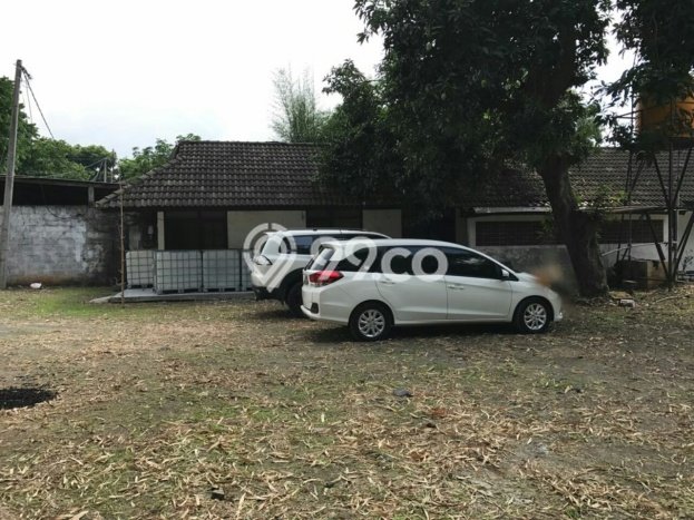 Gudang Dijual Lokasi Emas di Manyar Luas 1200m2 Gudang Dijual Lokasi Emas di Manyar Luas 1200m2