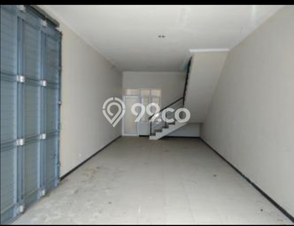 LOKASI PREMIUM! Ruko Kawasan Serengan, Luas 140m², Akses Mainroad LOKASI PREMIUM! Ruko Kawasan Serengan, Luas 140m², Akses Mainroad
