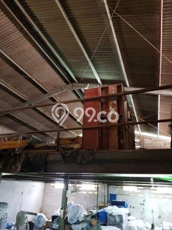 Gudang Premium di Serpong, Luas 440m², Jalan Utama, Tingkat Keramaian Tinggi Gudang Premium di Serpong, Luas 440m², Jalan Utama, Tingkat Keramaian Tinggi