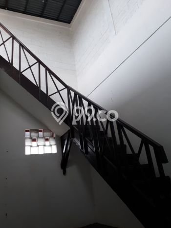 Terawat 3,5 Lantai (Full Renov) di Sayap Soekarno Hatta, Pasirluyu Terawat 3,5 Lantai (Full Renov) di Sayap Soekarno Hatta, Pasirluyu
