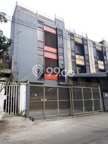Terawat 3,5 Lantai (Full Renov) di Sayap Soekarno Hatta, Pasirluyu Terawat 3,5 Lantai (Full Renov) di Sayap Soekarno Hatta, Pasirluyu