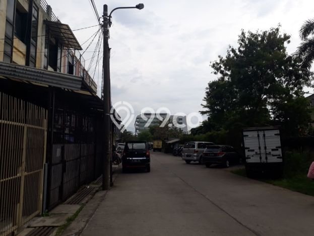Terawat 3,5 Lantai (Full Renov) di Sayap Soekarno Hatta, Pasirluyu Terawat 3,5 Lantai (Full Renov) di Sayap Soekarno Hatta, Pasirluyu