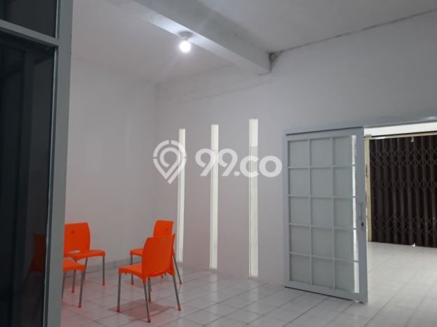 Terawat 3,5 Lantai (Full Renov) di Sayap Soekarno Hatta, Pasirluyu Terawat 3,5 Lantai (Full Renov) di Sayap Soekarno Hatta, Pasirluyu