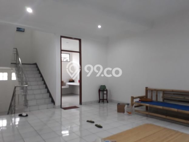 Terawat 3,5 Lantai (Full Renov) di Sayap Soekarno Hatta, Pasirluyu Terawat 3,5 Lantai (Full Renov) di Sayap Soekarno Hatta, Pasirluyu
