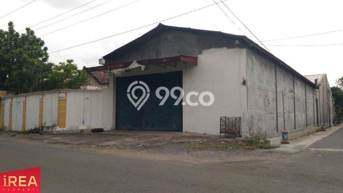 Gudang Kawasan Sragen, Luas 1000m², Kawasan Strategis, Jalan Utama Gudang Kawasan Sragen, Luas 1000m², Kawasan Strategis, Jalan Utama