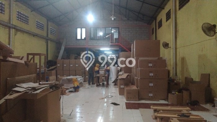 Unit Gudang Dijual di Karanganom Klaten Luas Bangunan 2500m2 Unit Gudang Dijual di Karanganom Klaten Luas Bangunan 2500m2