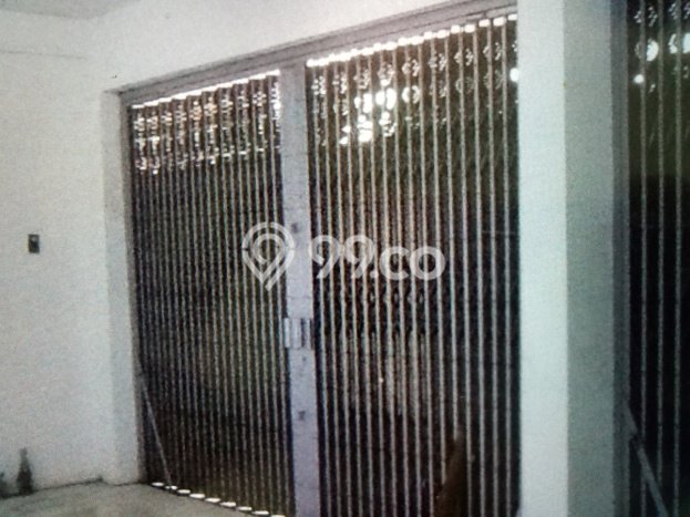 LOKASI STRATEGIS! Ruko Kawasan Mayangan, Luas 210m², Area Bisnis, Jalan Utama LOKASI STRATEGIS! Ruko Kawasan Mayangan, Luas 210m², Area Bisnis, Jalan Utama