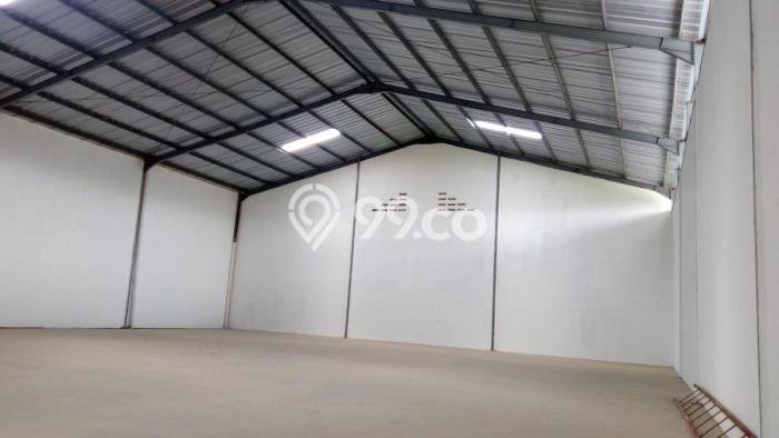 Area Ramai! Gudang Dijual di Gunung Sindur untuk Bisnis Luas Bangunan 216m2 Area Ramai! Gudang Dijual di Gunung Sindur untuk Bisnis Luas Bangunan 216m2