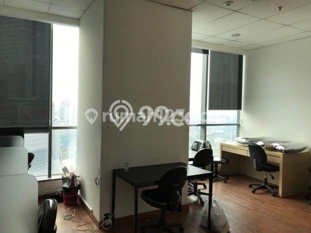Kantor Siap Pakai Kawasan Central Park, Luas 285m², Area Bisnis, Jalan Mudah Kantor Siap Pakai Kawasan Central Park, Luas 285m², Area Bisnis, Jalan Mudah