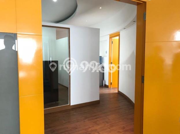 Kantor Siap Pakai Kawasan Central Park, Luas 285m², Area Bisnis, Jalan Mudah Kantor Siap Pakai Kawasan Central Park, Luas 285m², Area Bisnis, Jalan Mudah