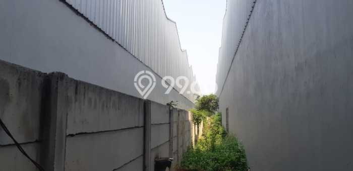LOKASI PREMIUM! Gudang di Periuk, Luas 200m², Akses Utama LOKASI PREMIUM! Gudang di Periuk, Luas 200m², Akses Utama